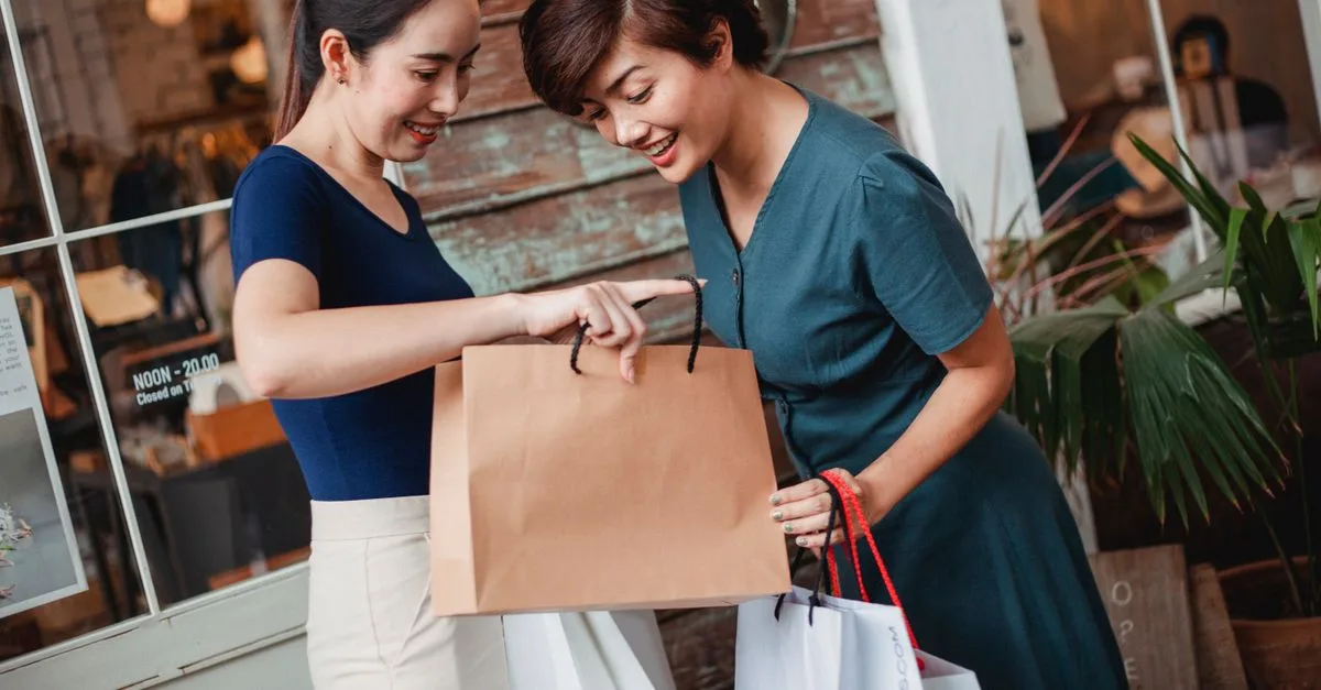 découvrez des stratégies efficaces pour attirer et fidéliser vos acheteurs grâce à nos conseils en buyer attraction.